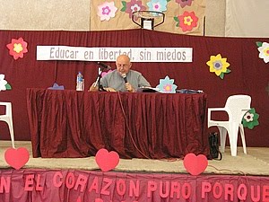 [P.T.LLorente+2009.JPG]