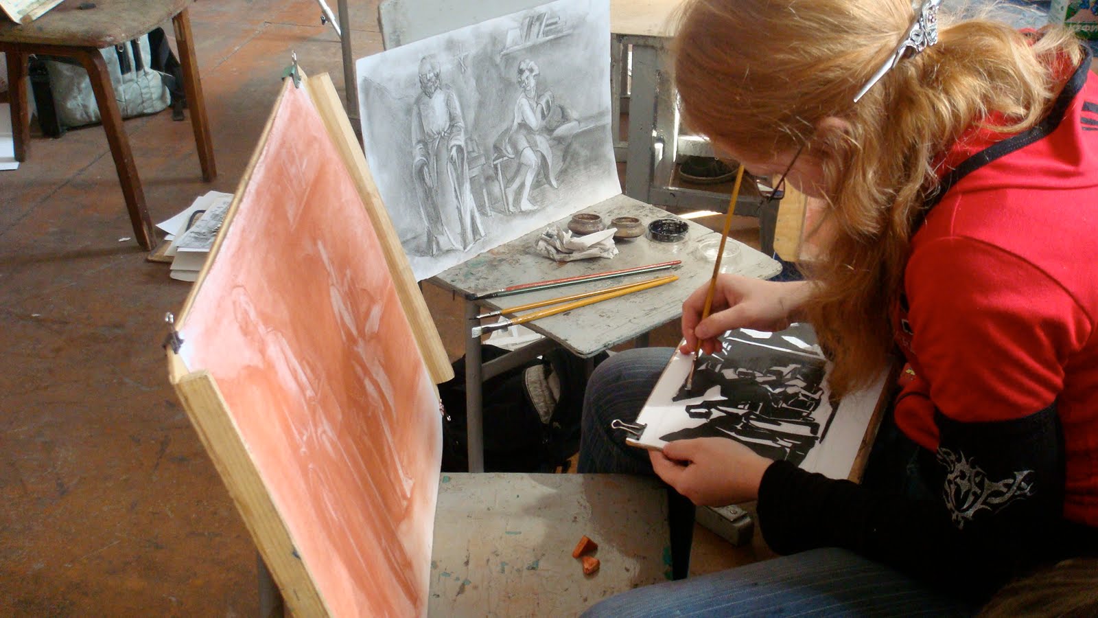 Public Art Kemerovo Young Artists at Work Developing Their Skills