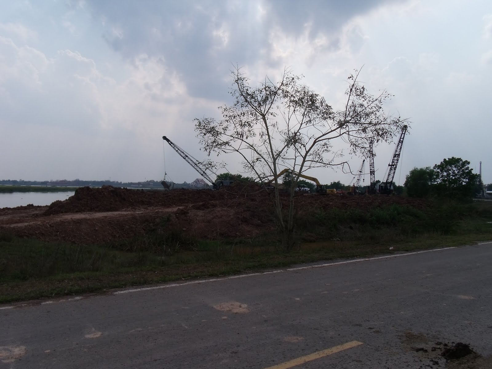 [DSCF1973.JPG]