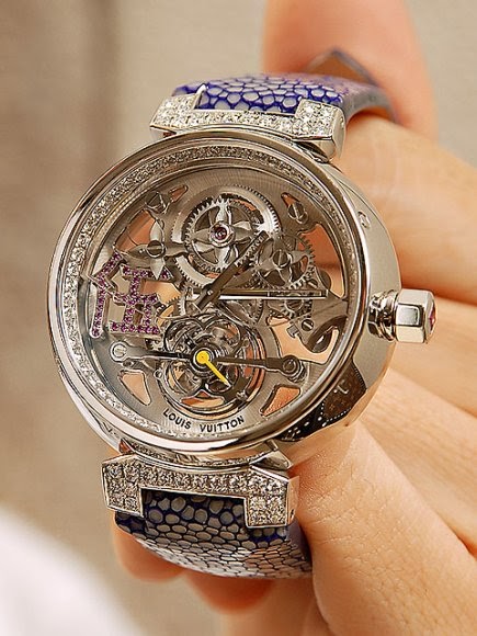 In LVoe with Louis Vuitton: Personalized LV watch
