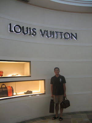 In LVoe with Louis Vuitton: Manila Pictures