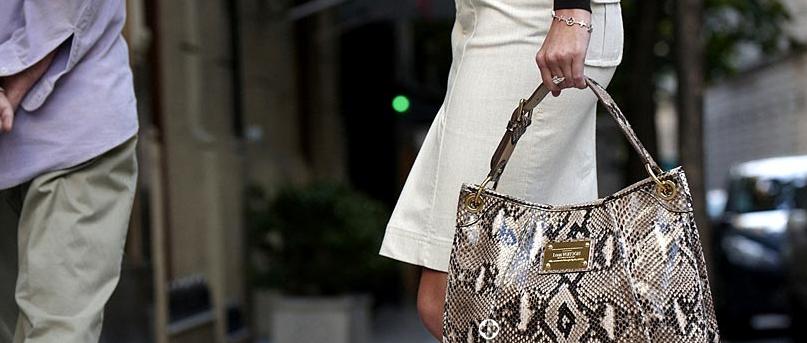 [vuitton+galliera+python++lv.JPG]