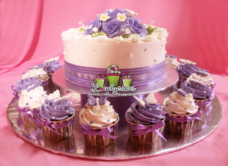 Purple Theme Wedding Cake ika