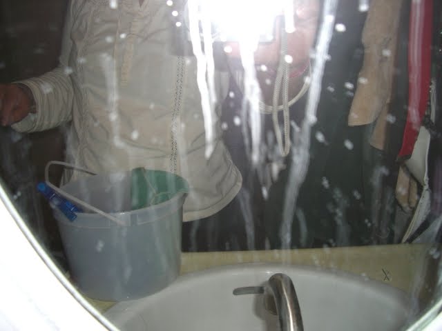 dirty+bathroom+mirror.jpg