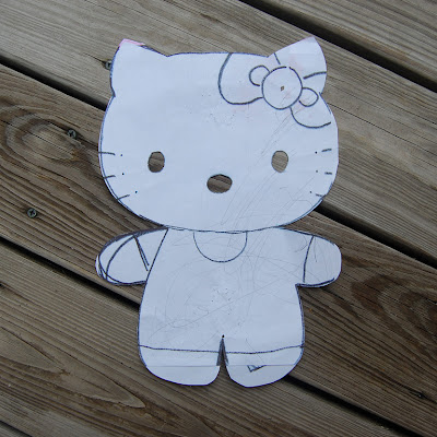 Boneca de Papel Hello Kitty para construir - Brinquedos de Papel