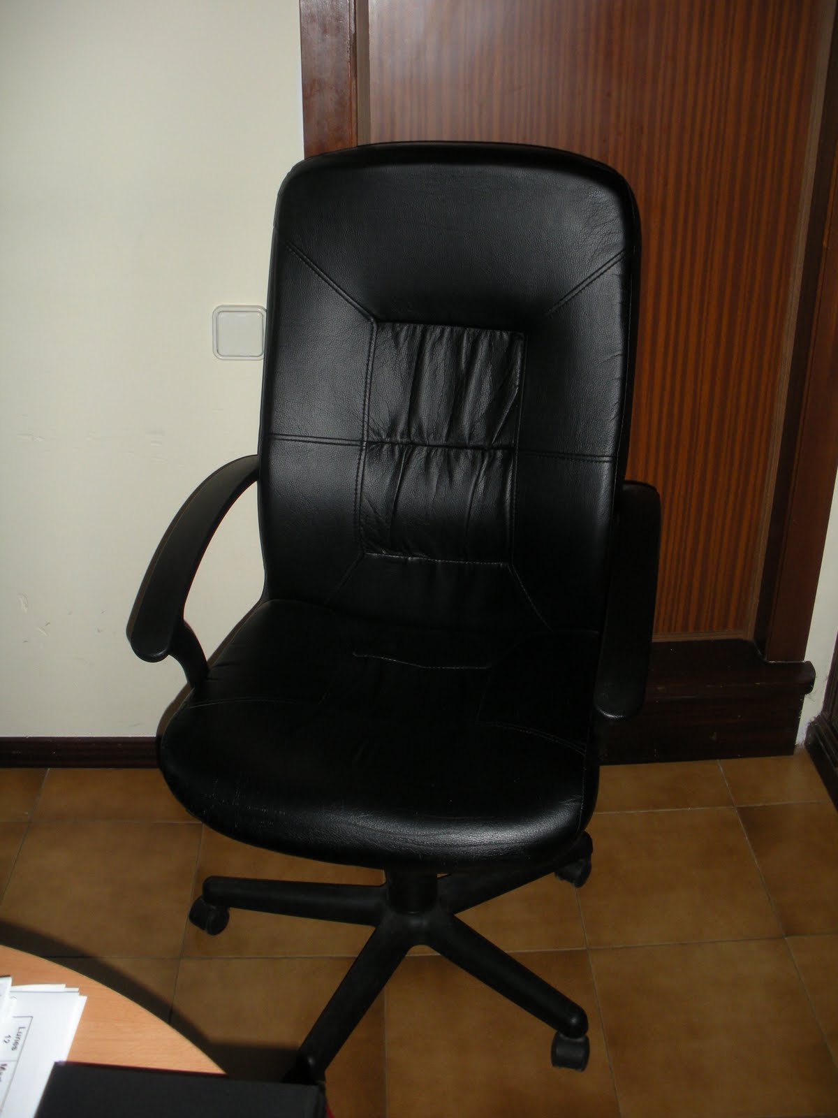 VENTA DE MATERIAL: SILLA OFICINA