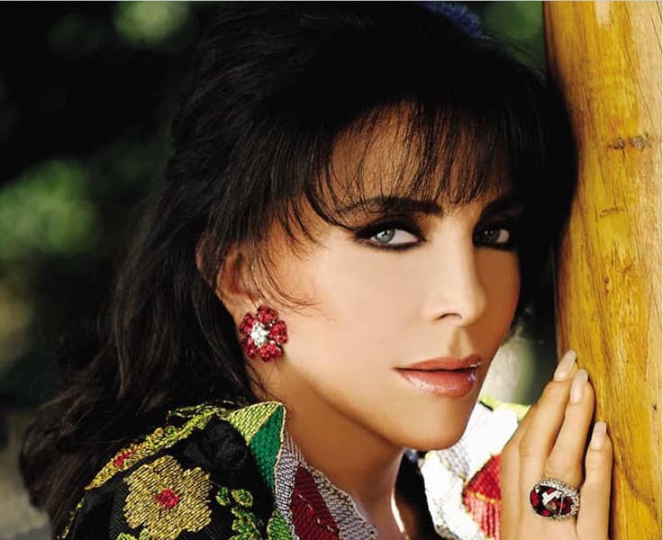 Ficha y fotos de Verónica Castro La Novelera