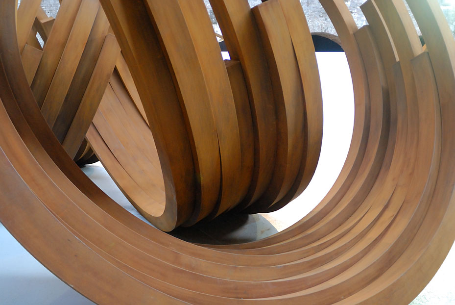 [Bernar_Venet3.jpg]
