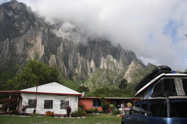 [IMG_4650_1.JPG]