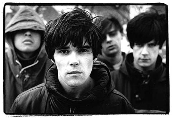 http://3.bp.blogspot.com/__DVTzKqFaA8/S8yabVXHpdI/AAAAAAAAATI/sXJf7faetmY/s1600/stoneroses.jpg