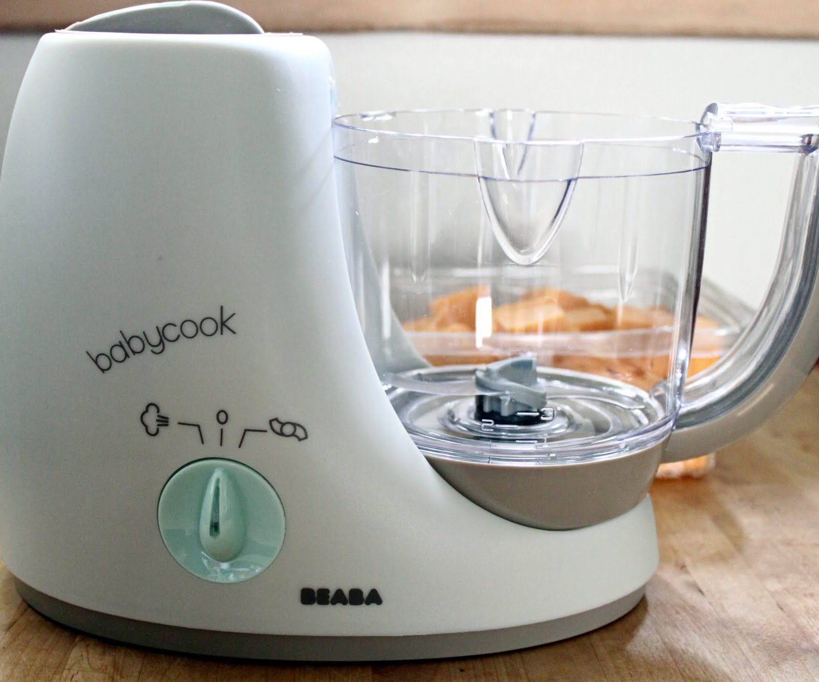 Kitchen Corners: Beaba Babycook product review