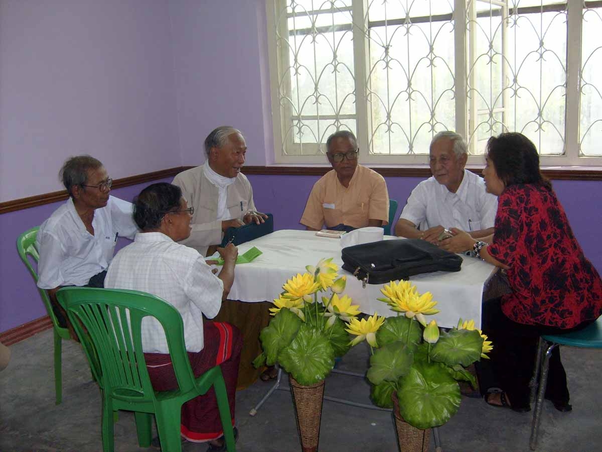 [Mg+Lin+Yon+(shan+pyi)'s+birthday.JPG+2.JPG]