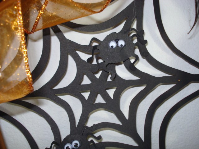 [halloween+wreath+003.JPG]