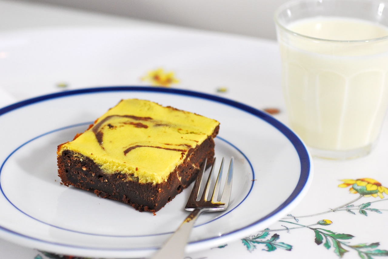 Know Whey Ricotta Cheesecake Brownies