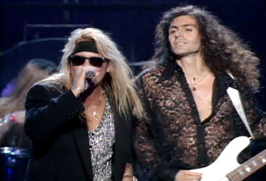 HEAVY PARADISE, THE PARADISE OF MELODIC ROCK! Vince Neil / Carved In