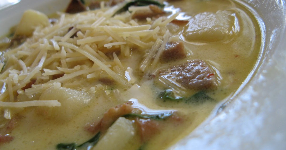 Julie's Foodie: Olive Garden Endless Soup & Salad