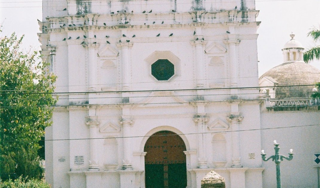 RAICES RELIGIOSAS DE EL SALVADOR: La Iglesia Colonial de San Pedro en