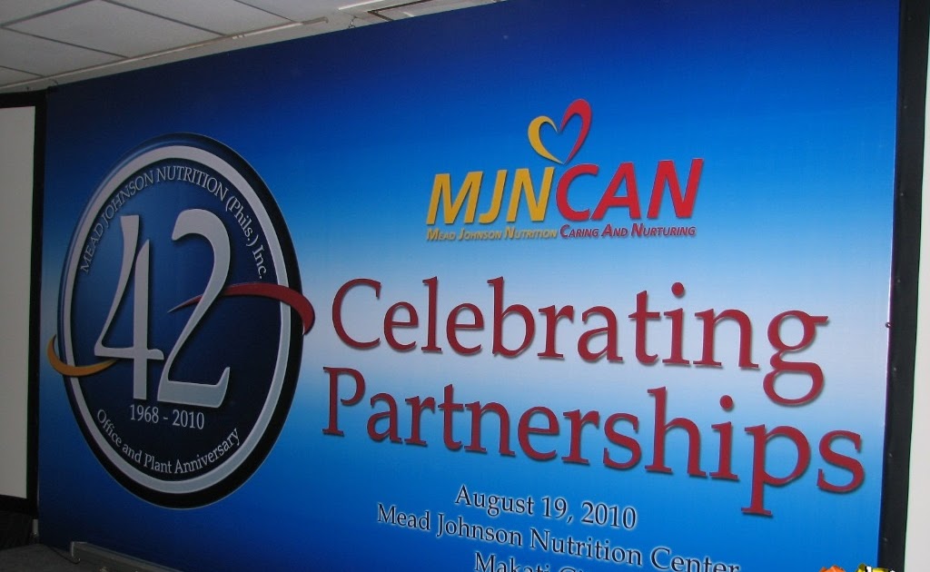 Mead Johnson Celebrates Nutrition on their 42nd Year Recycle Bin of a