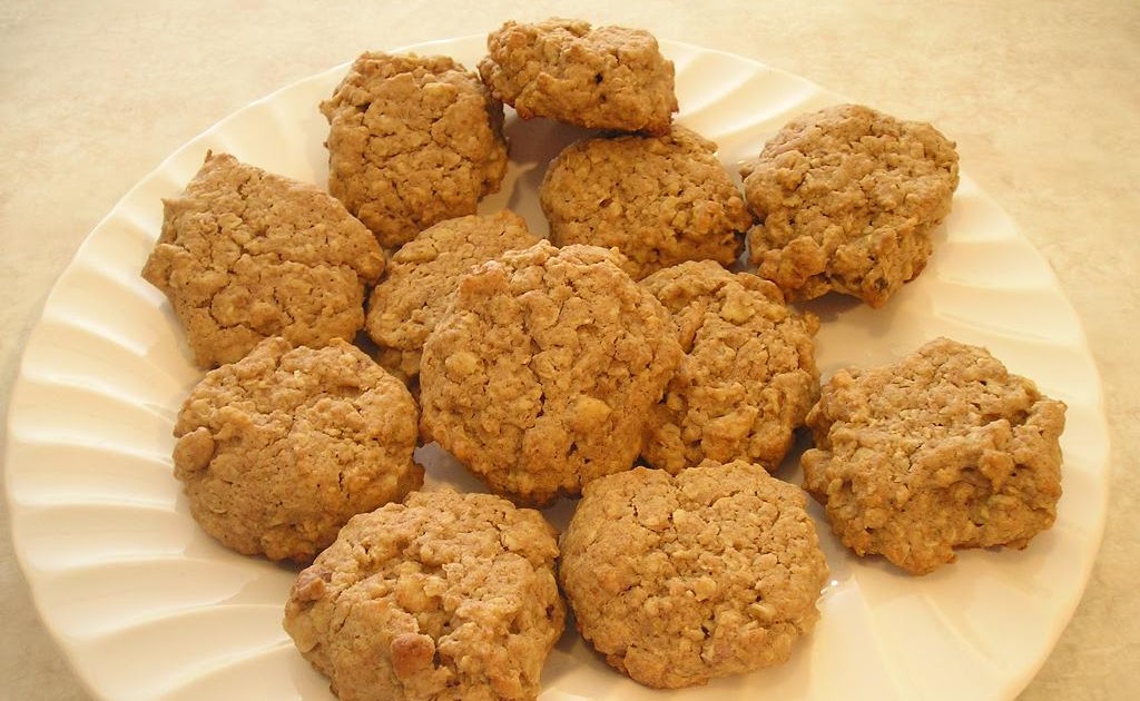 50s Housewife Whole Wheat Oatmeal Cookies