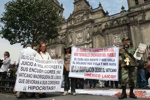 [DEFENSA+ESTADO+LAICO+PROTESTA.jpg]