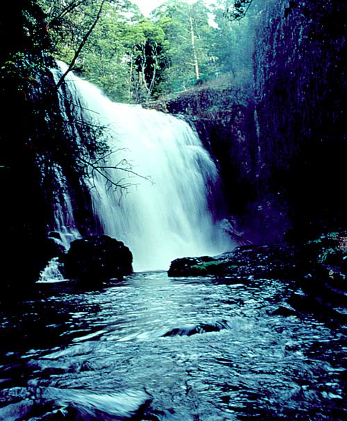 [waterfall4.jpg]