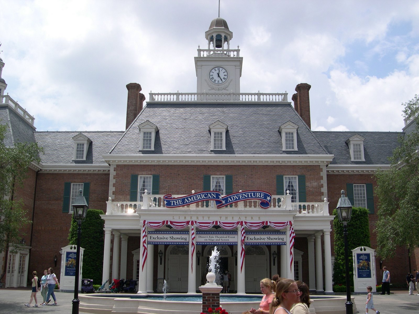 [WDW_2004_Day_02_0184.JPG]