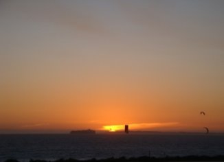 [Blowsunset2.JPG]