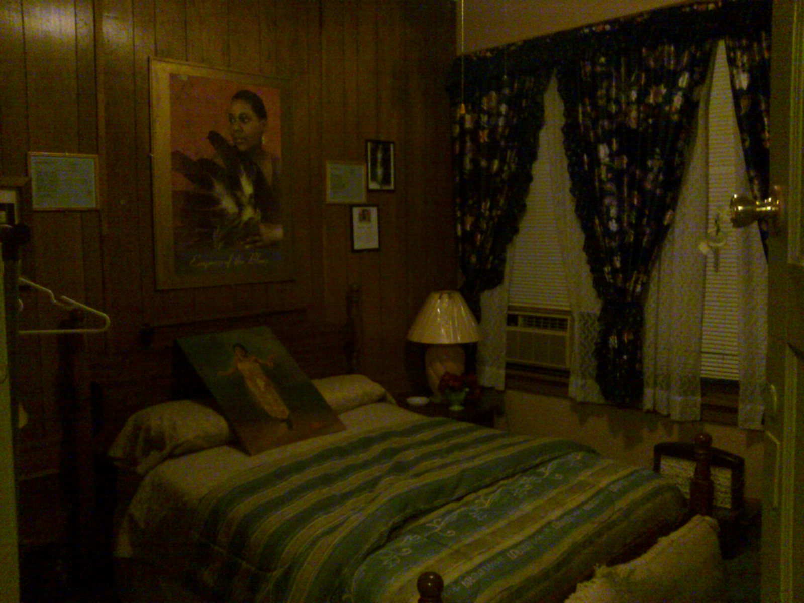 [Bessie+Smiths+Room.jpg]