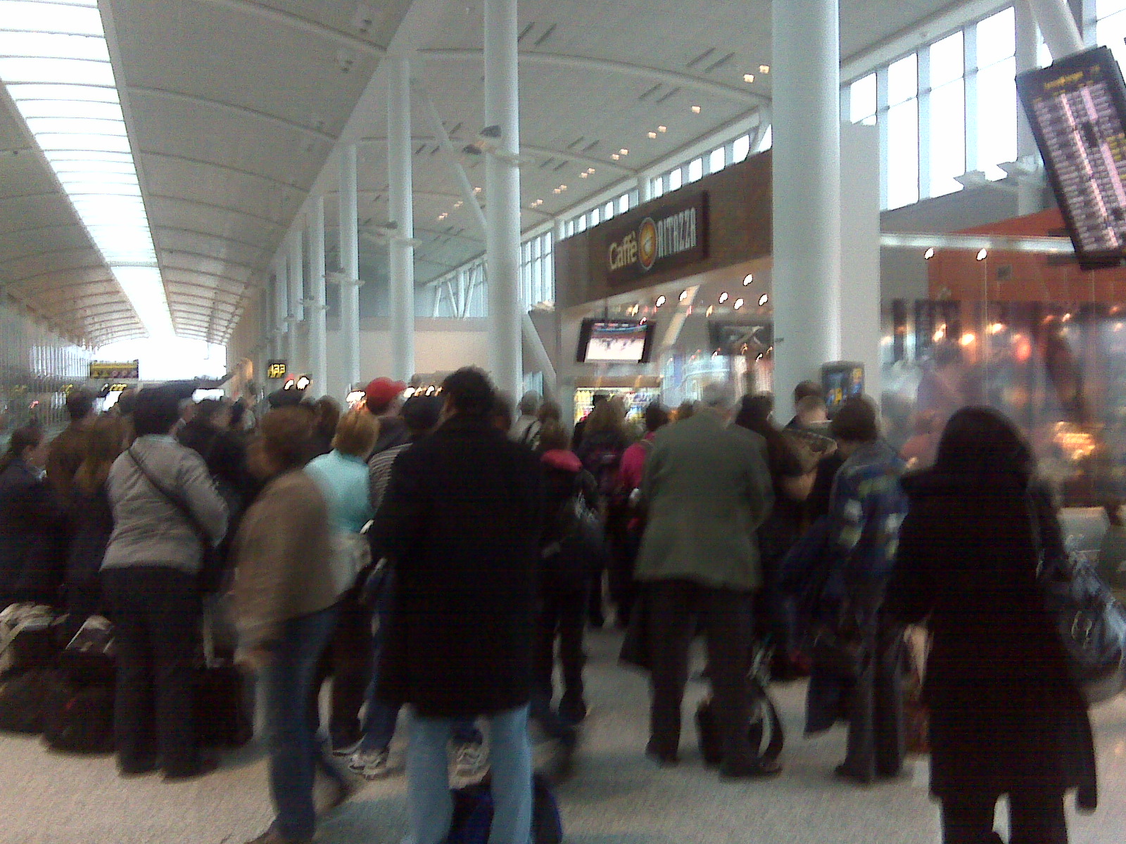 [=?utf-8?B?L01lZGlhIENhcmQvQmxhY2tCZXJyeS9waWN0dXJlcy9JTUcwMDM5NS5qcGc=?=-777727]