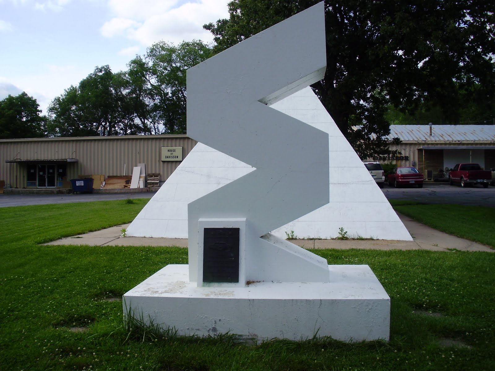 Life at 55 mph World's largest time capsule in Seward, Nebraska (click