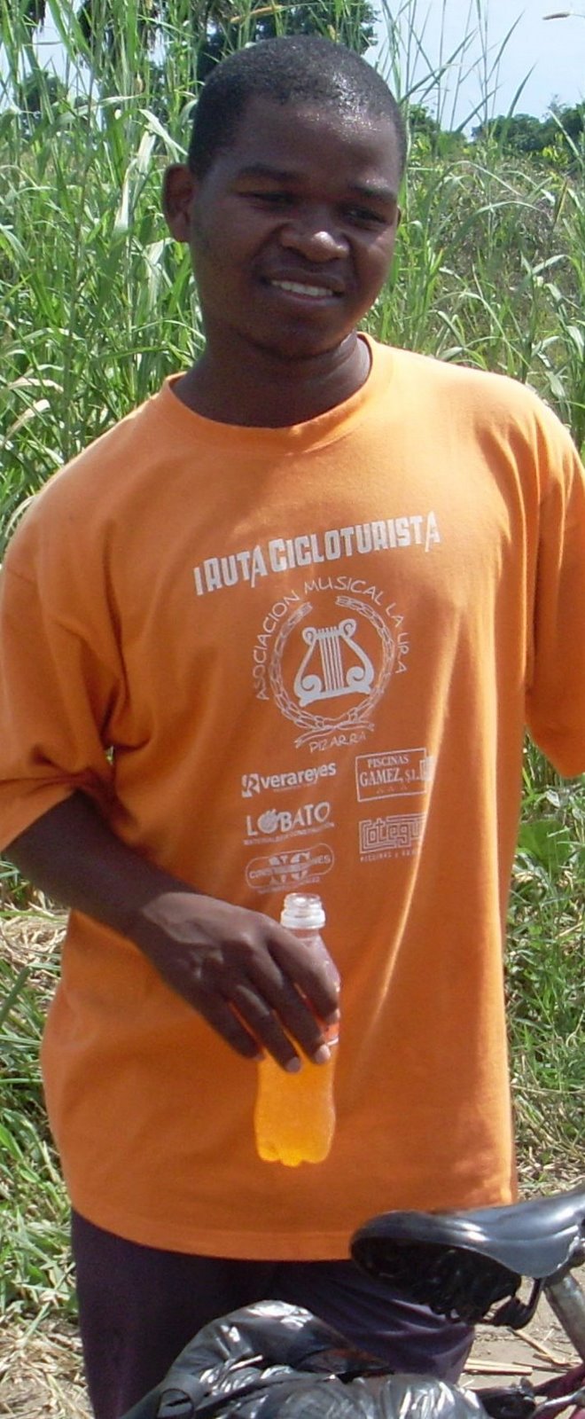 [SL371443chaEdi.JPG]