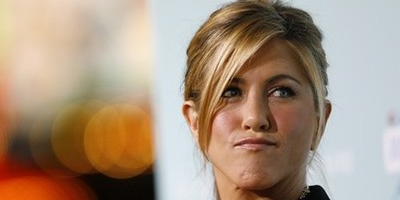 Jennifer Aniston se registró en una agencia de contactos