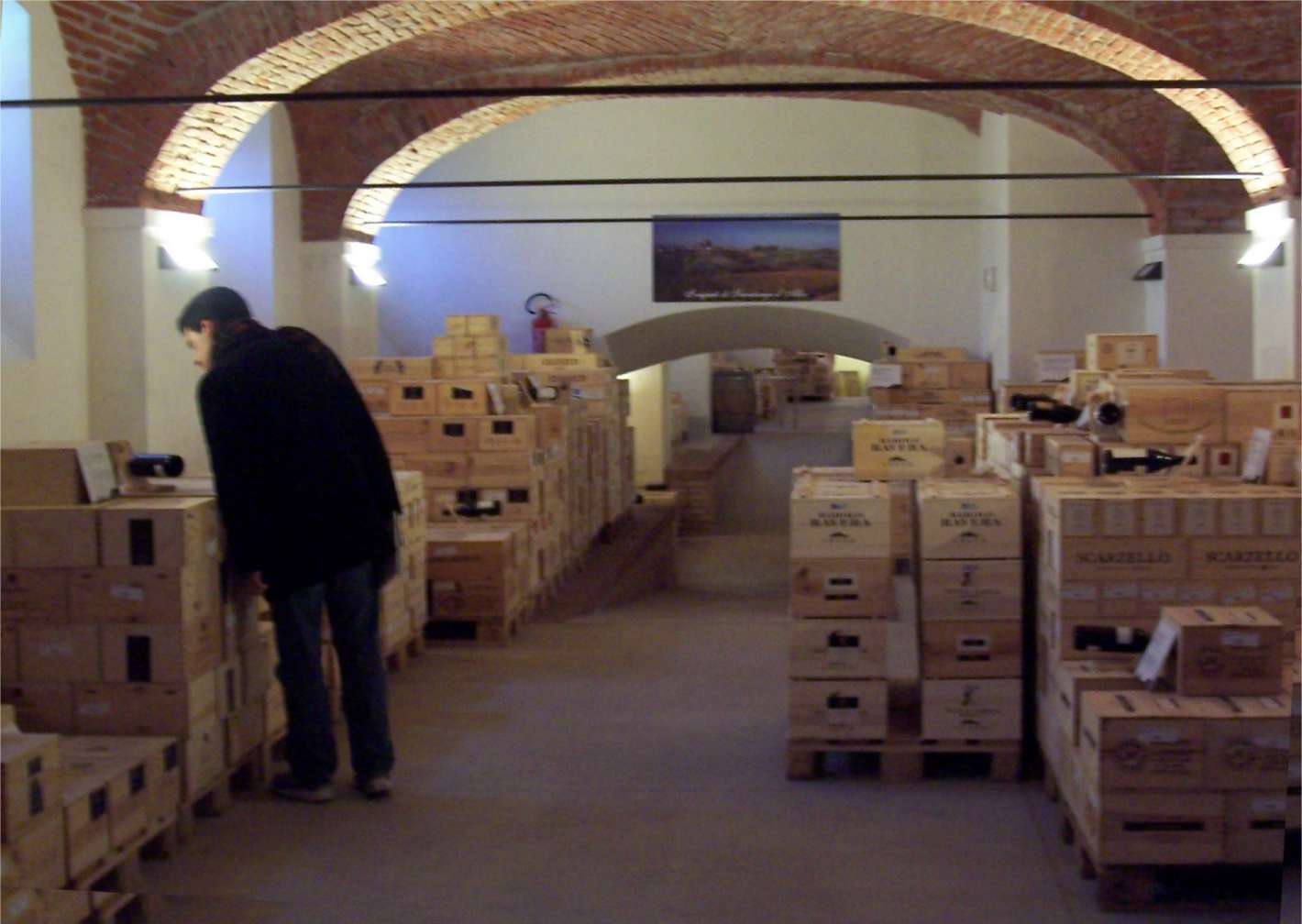 [PollenzoWineBank2.jpg]