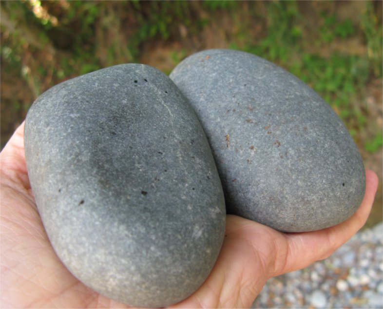 [GatheringStones1.jpg]
