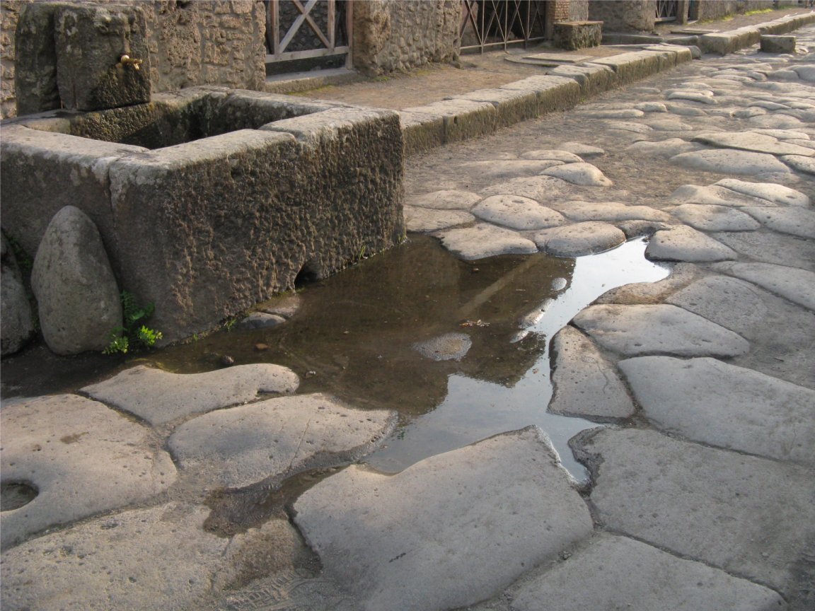 [PompeiiFountain3.jpg]