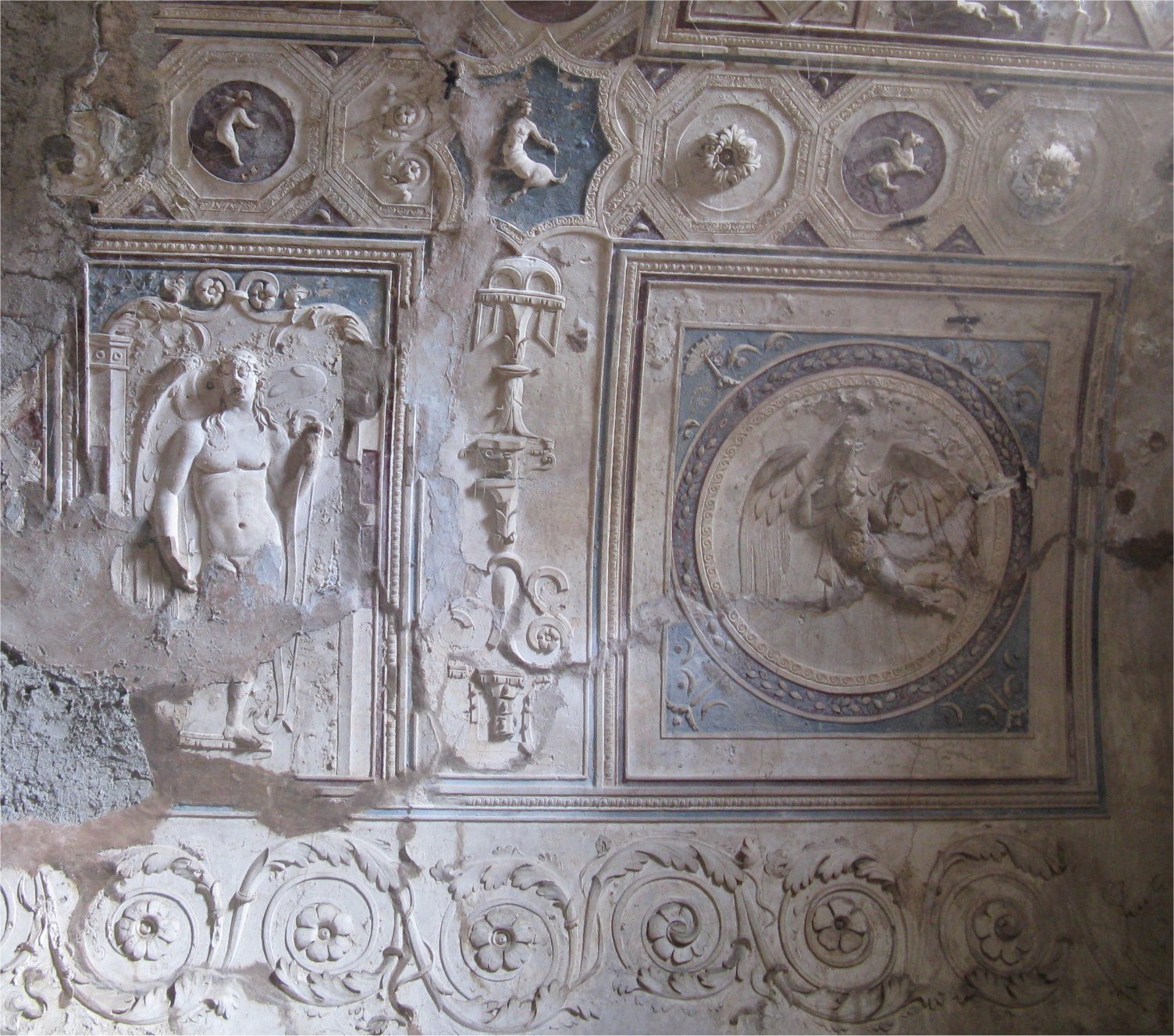 [PompeiiBathsReliefwork.jpg]