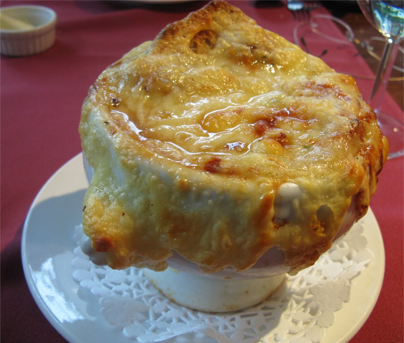 [LaRegladeOnionSoup.jpg]