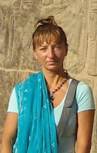 PRED TEMPLJEM BOGINJE ISIS
