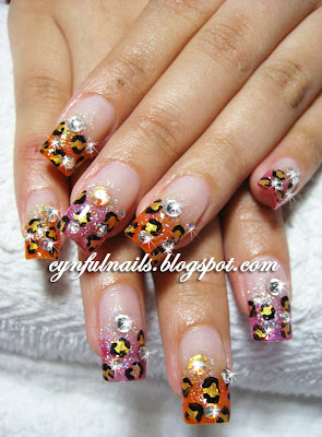 Leopard Acrylic Nails