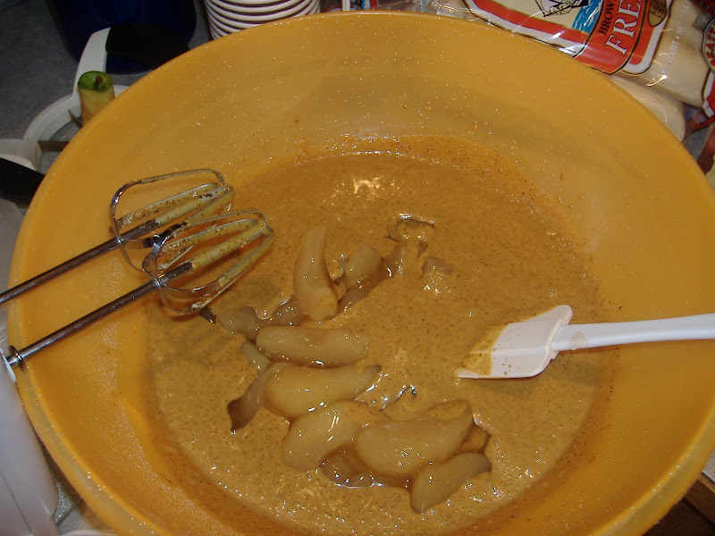 Lucky Leaf caramel apple gingerbread