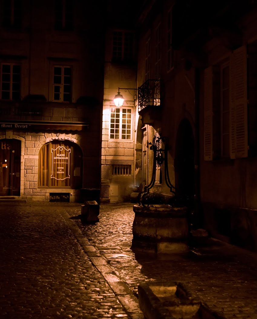 [lost+in+yourpast+by+d-manu.jpg]