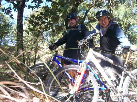 [071028-mauyro_en_mosca.jpg]