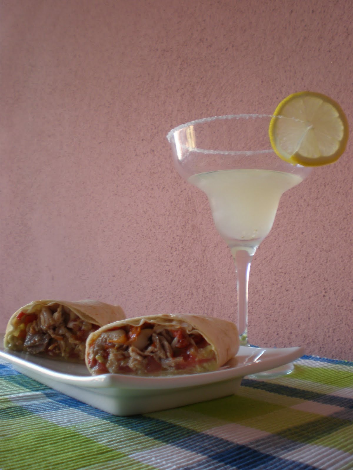 La Cucina del Topino & Co. Burritos de pollo y Margarita (Chicken Burrito and Margarita)