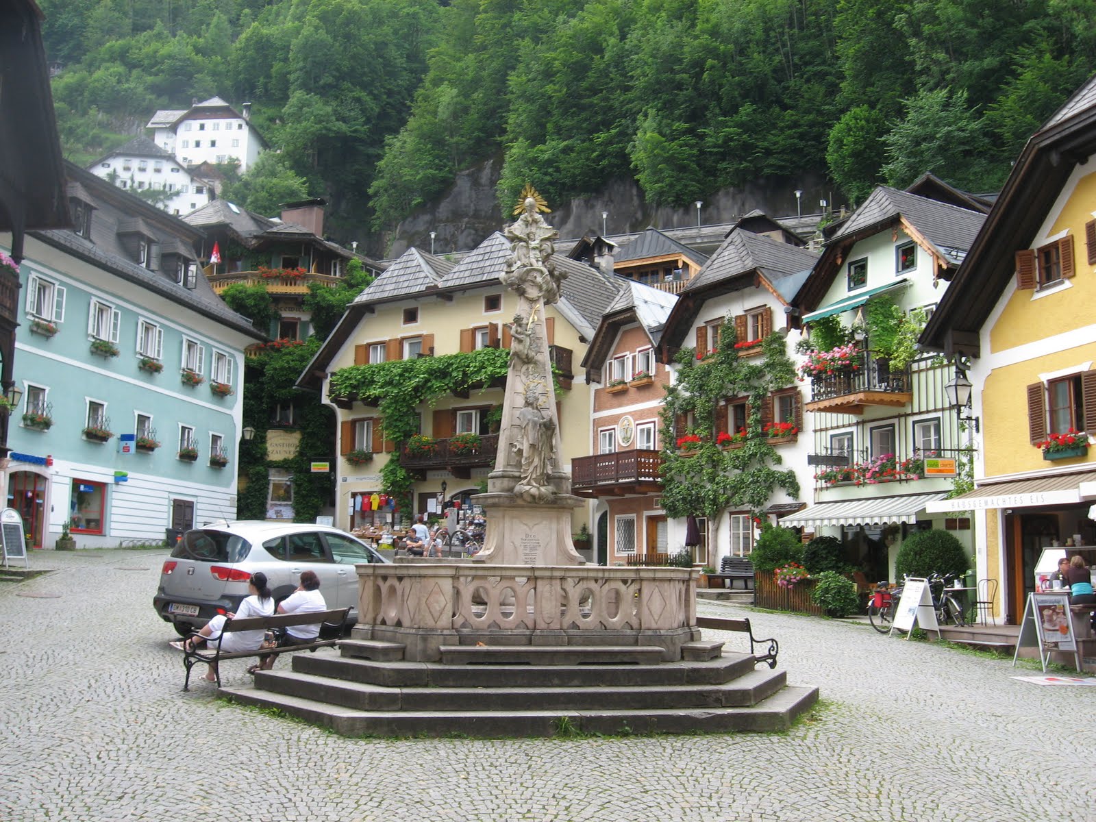 ... : Hallstatt, Austria--One o...