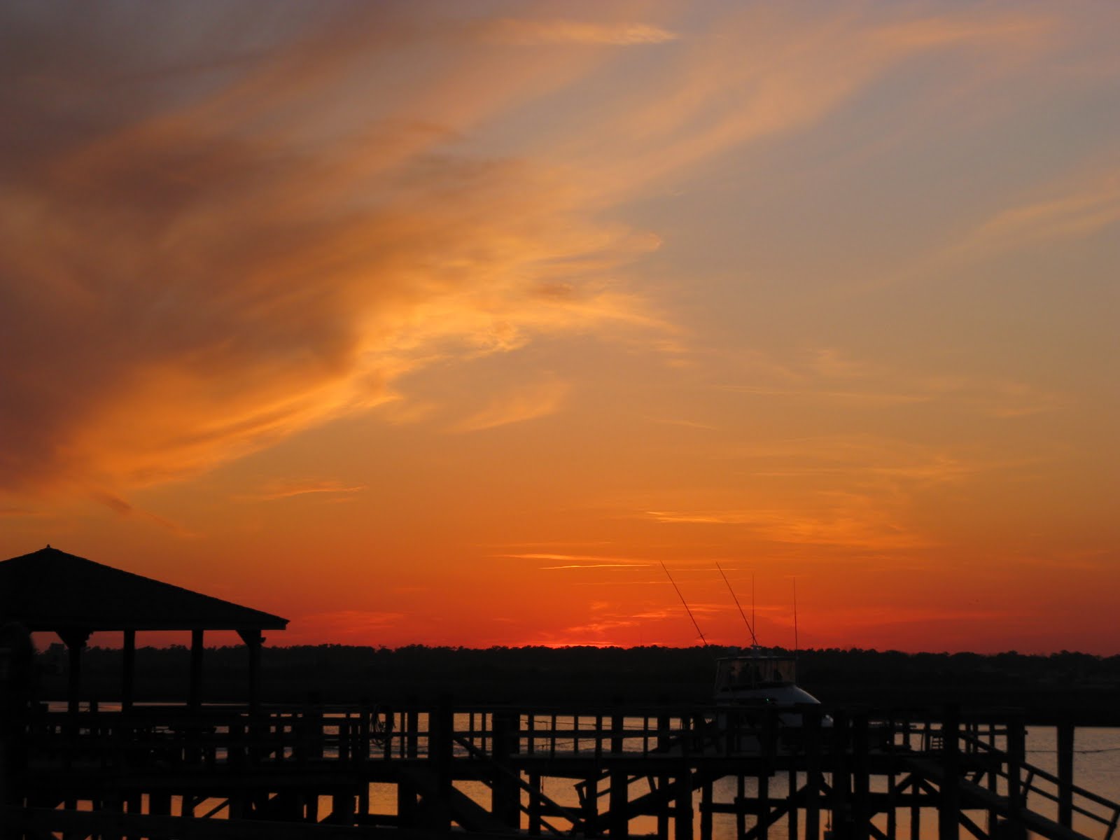 A Slice of Smith Life: Wordless Wednesday-Spectacular Sunset on the Sound