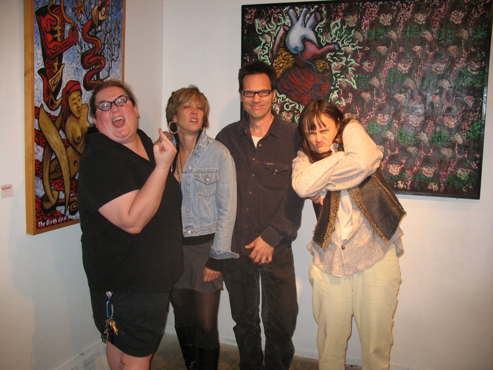 [art+opening+053+(19).jpg]