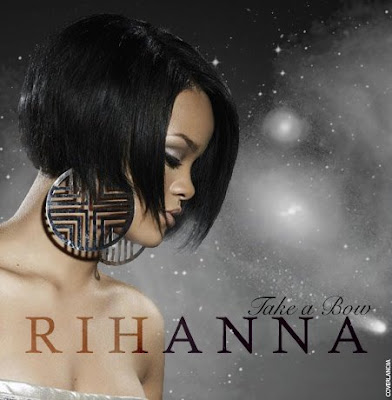 صور المغنيه ( ريانا ) Rihanna%2Btake%2Ba%2Bbow