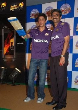 Shahrukh Khan at the launch of Nokia Main Bhi Coach Contest