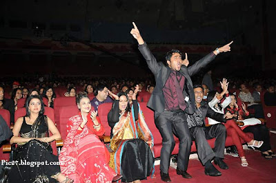 Asin at Anandalok Purashkar