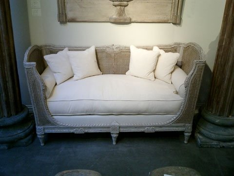 [louis+furniture.jpg]